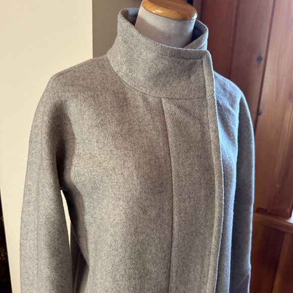 J. CREW Mercantile City Light Gray Coat – 8P - Picture 4 of 12